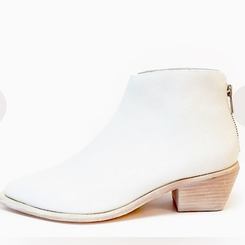 Wal & Pai West Ankle Boot White Leather size 37 or 6.5